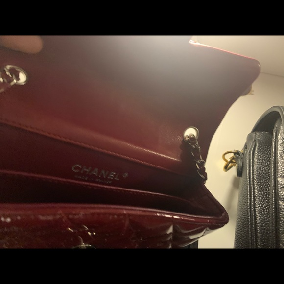 CHANEL red patent Extra Mini classic flap - Picture 3 of 7